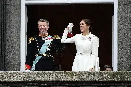 Kong Frederiks tårer vakte opsigt i udlandet: Hvad kan verden lære af dansk maskulinitet?